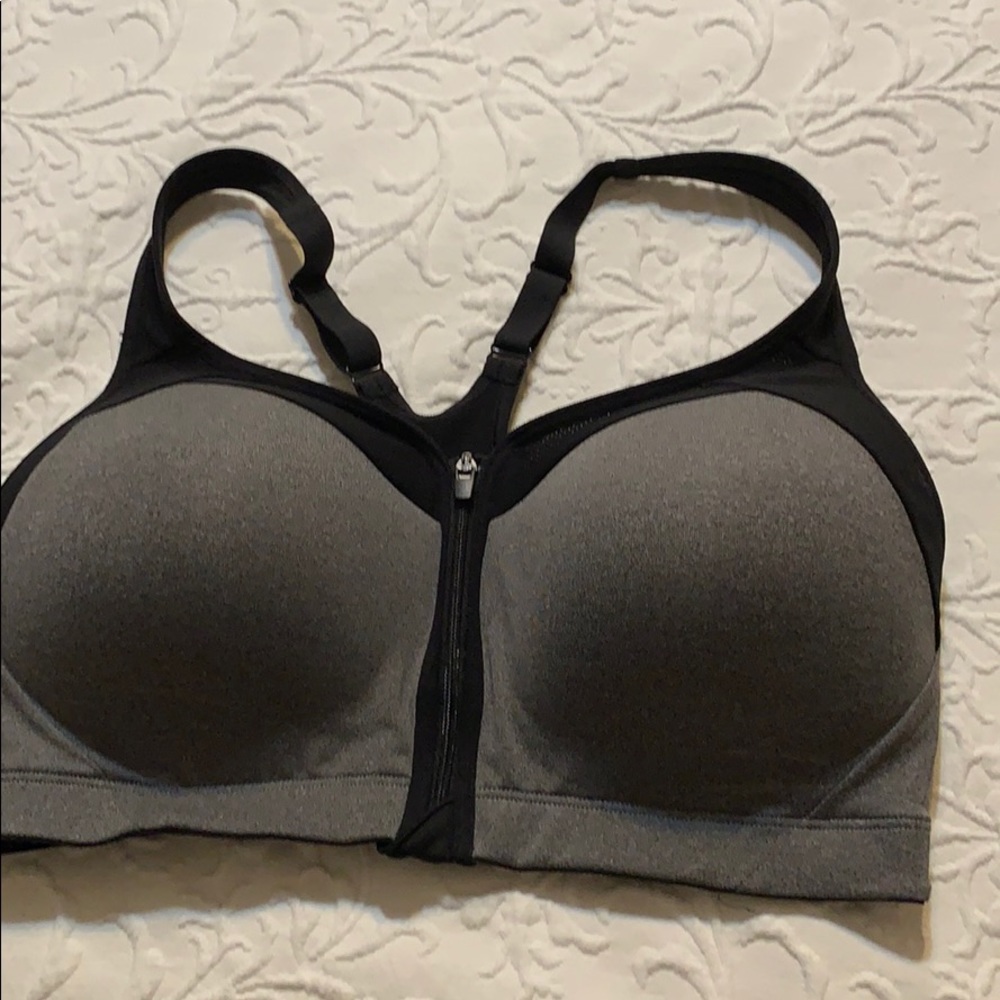Sports Bra 38DD